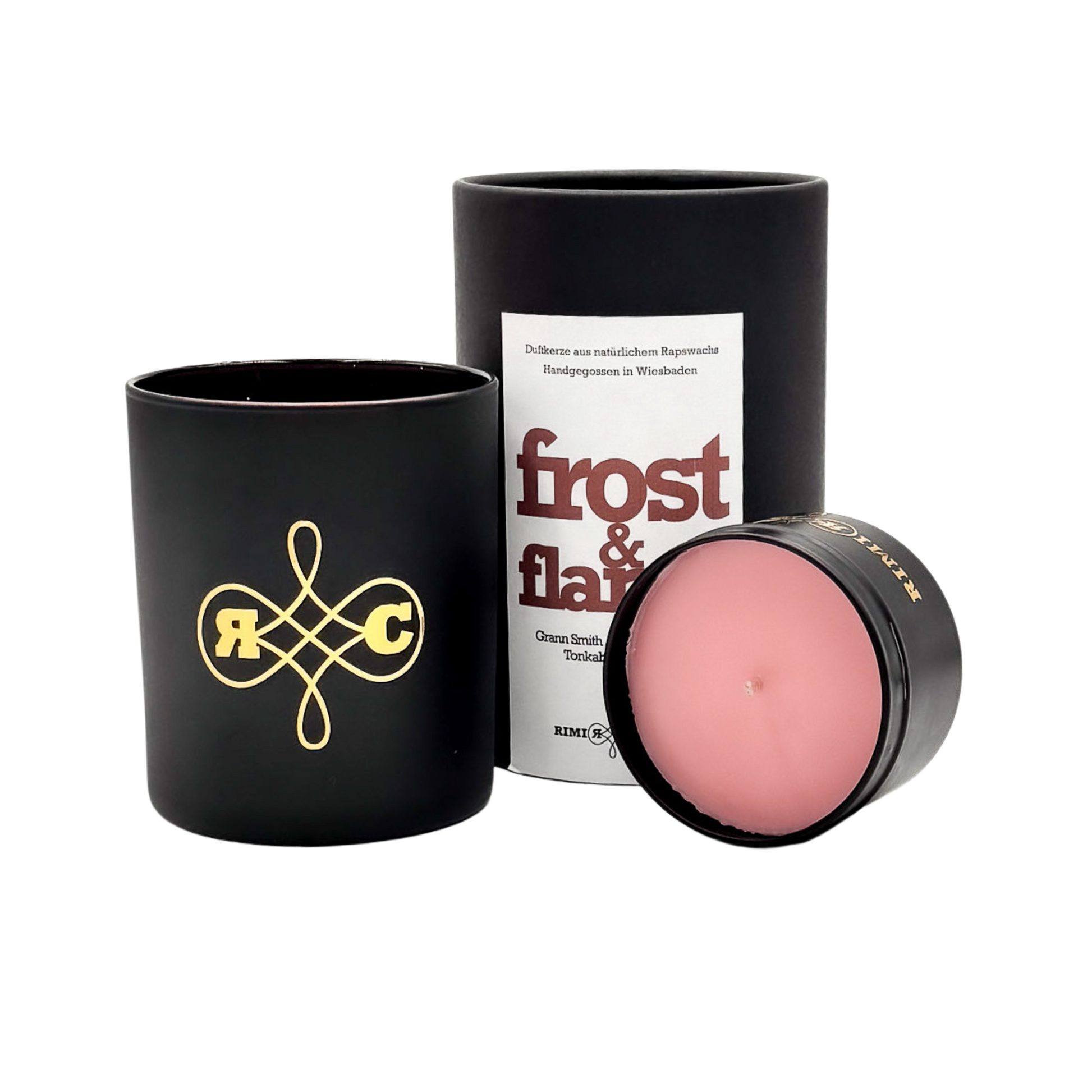 RIMI Candles Frost & Flame – gemütlicher Winterduft mit Apfel, Zimt und warmen Akzenten.