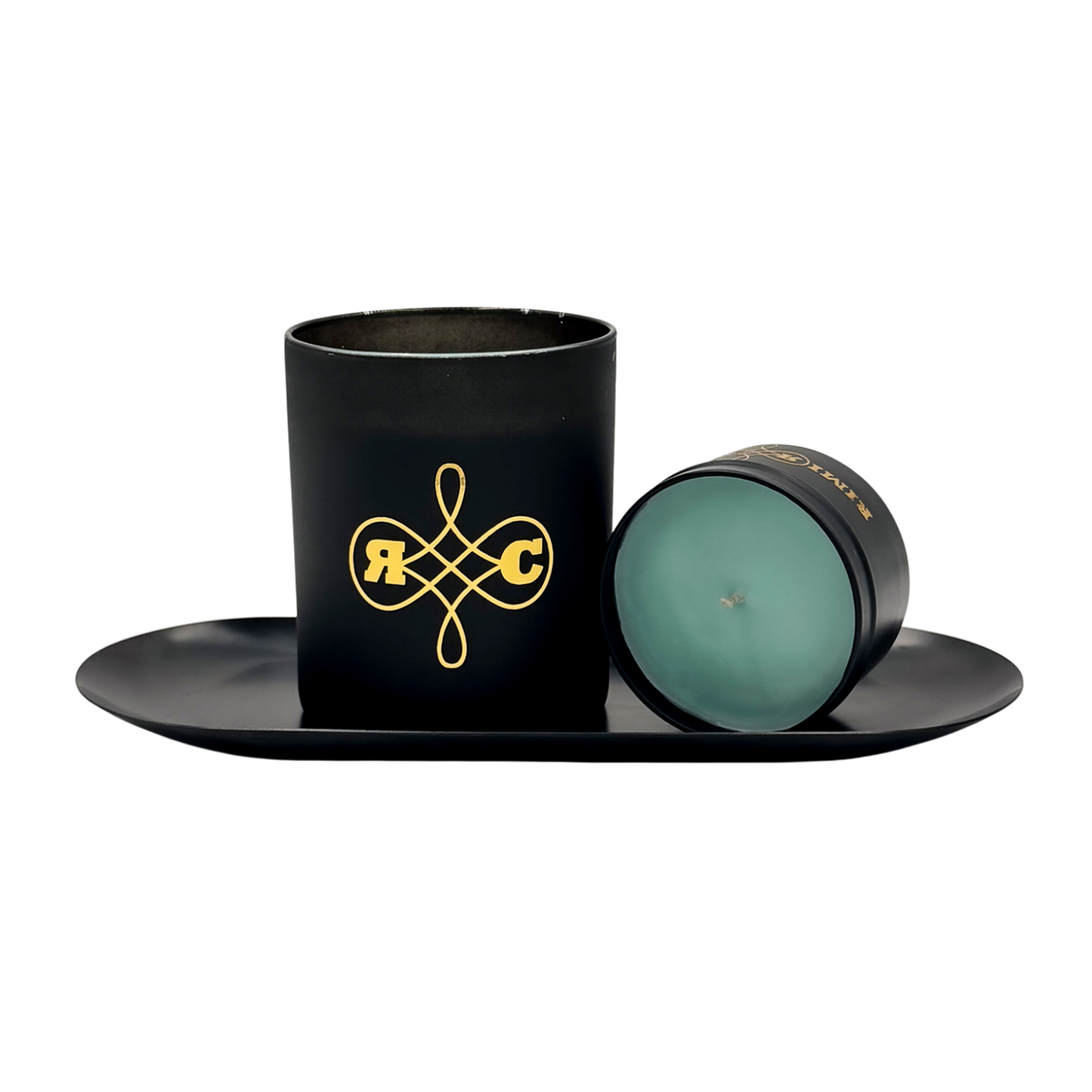 Nordic Aura – Winterduftkerze mit frischer Tanne und Parfumnoten, mattschwarze Premiumdose.