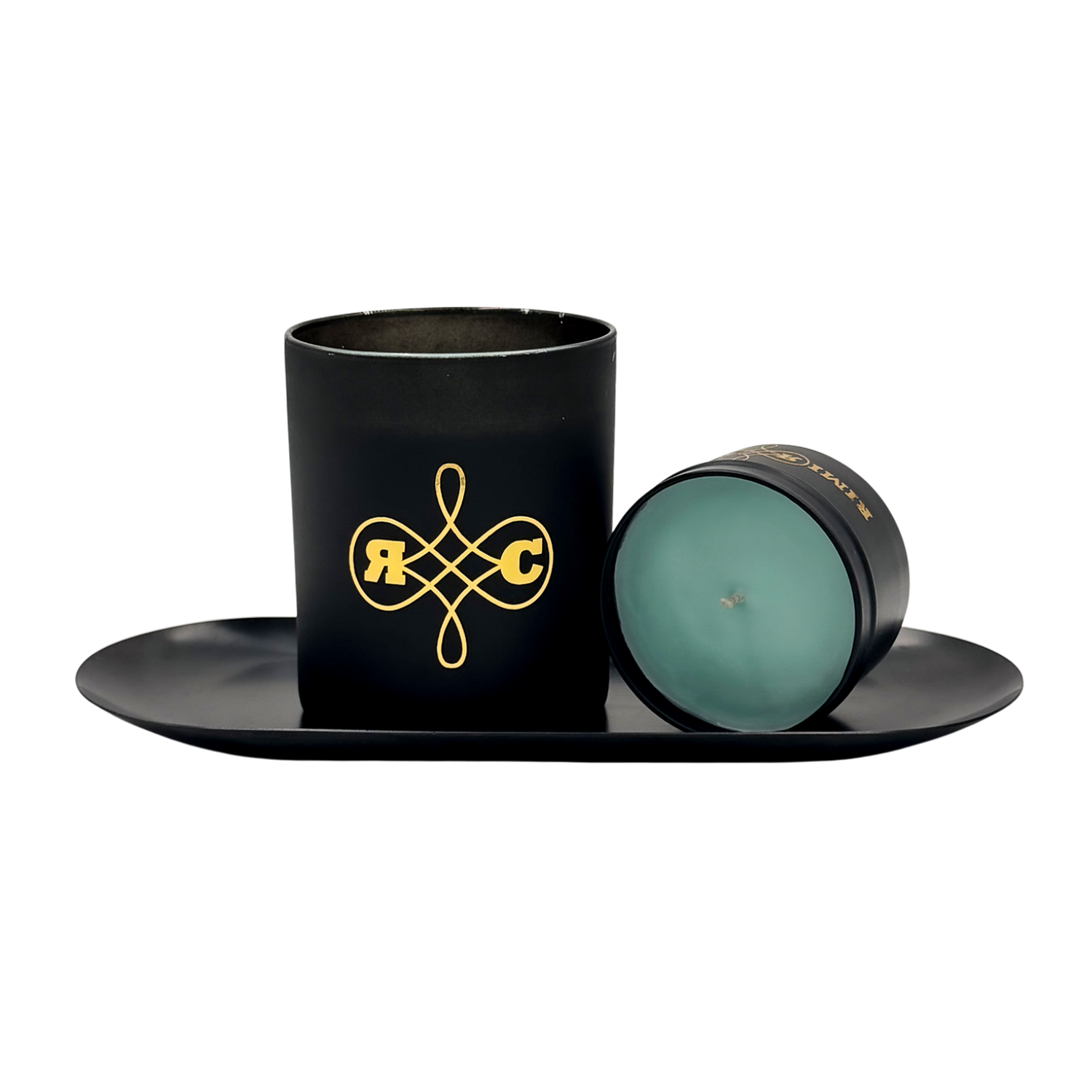 Nordic Aura – Winterduftkerze mit frischer Tanne und Parfumnoten, mattschwarze Premiumdose.